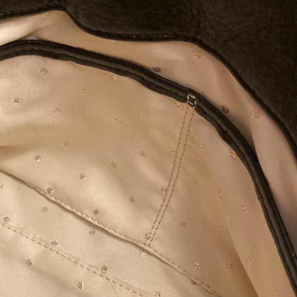 Kate Spade ♠️ Black Quilted bag w/gold chain handle details - Picture 12 of 15